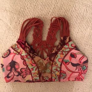 Size large maaji top